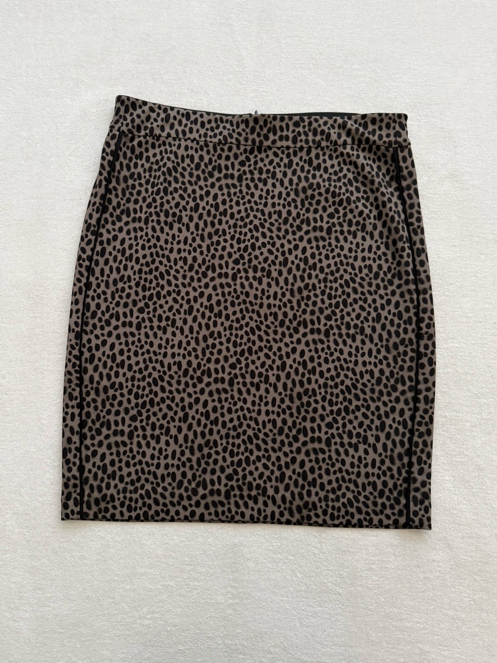 Ann Taylor Leopard Print Pencil Skirt Size 12 Tall